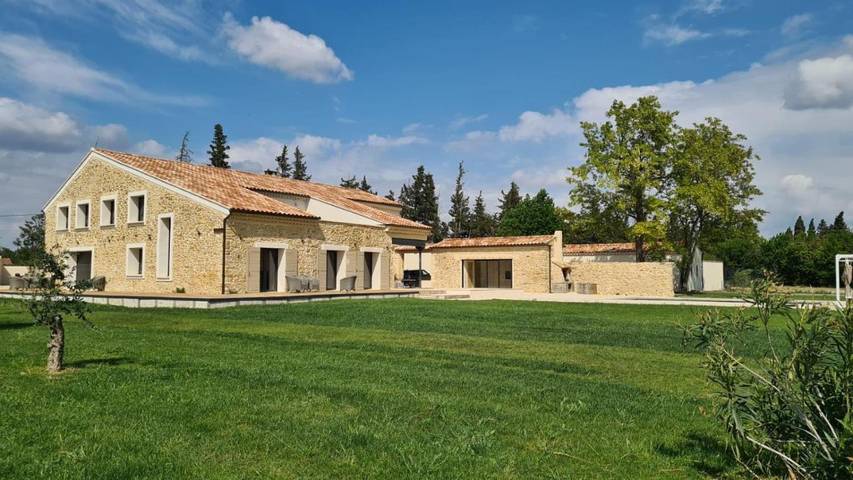 Villa pour 11 personnes, avec piscine et jardin à Orange - 2