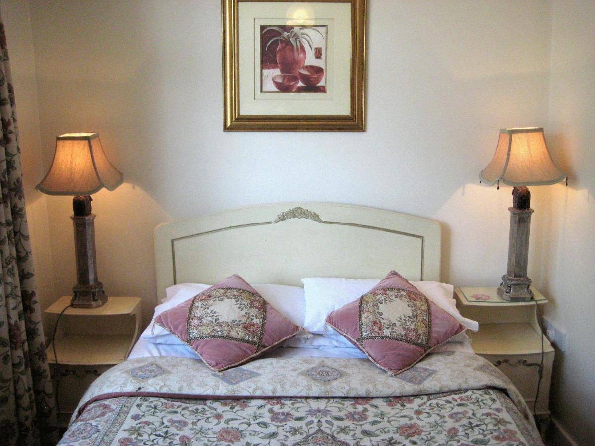 The Dial House Guest House in Oxford, Oxfordshire