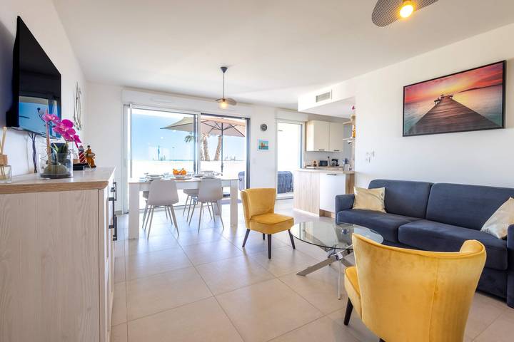 Gîte pour 4 personnes, avec jacuzzi et balcon/terrasse, adapté aux familles dans Casino de Valras Plage - 4