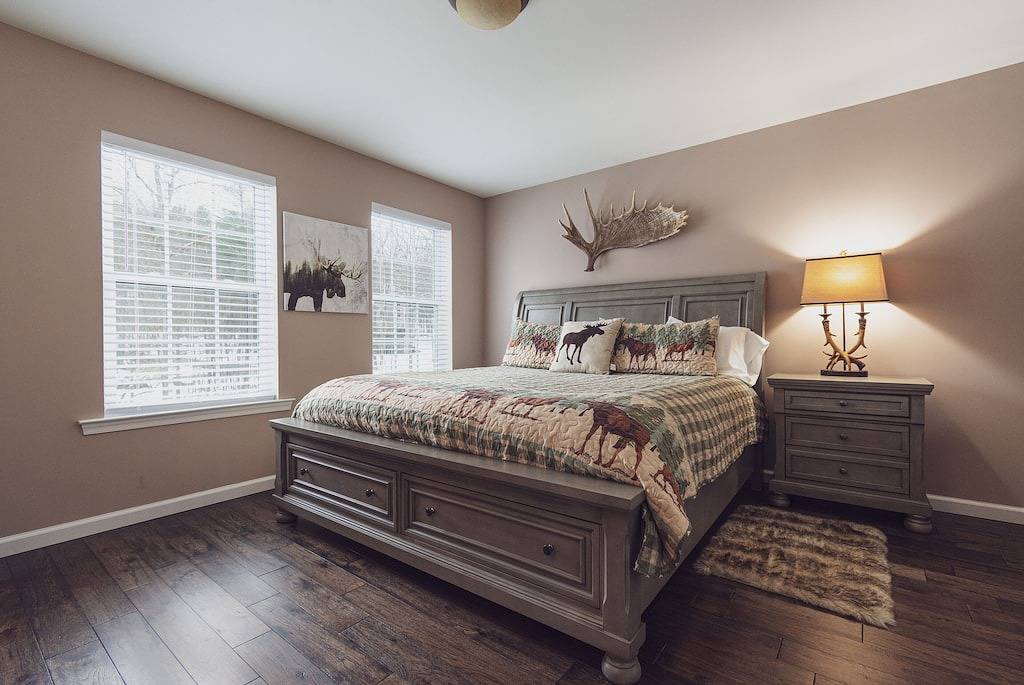 Luxury 2 Master suite with Hot Tub & Sauna in Masthope, Pike County