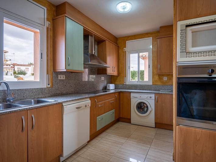 Maison à Creixell: Piscine privée, Parking, Terrasse, Climatisation, 8 personnes in Creixell, Costa Dorada