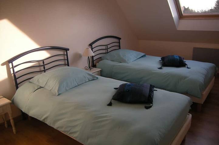 Location de vacances pour 8 personnes, avec jacuzzi ainsi que terrasse et jardin, animaux acceptés dans Gouffre de Plougrescant - 4