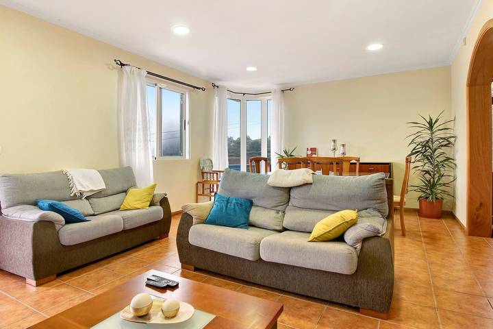 Holiday Home 'Vinháticos House' with Mountain View, Garden & Wi-Fi in São Vicente (Madeira), Madeira