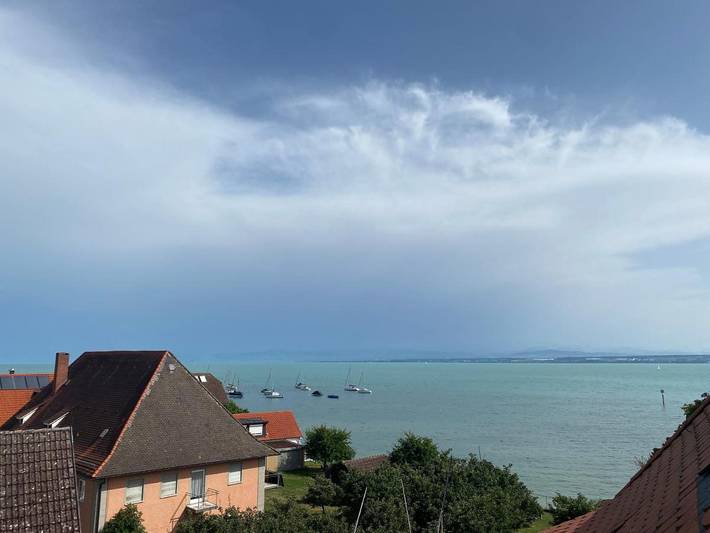 Ferienwohnung für 2 Personen, mit Terrasse und Garten sowie Seeblick und Ausblick in Hagnau am Bodensee - 4