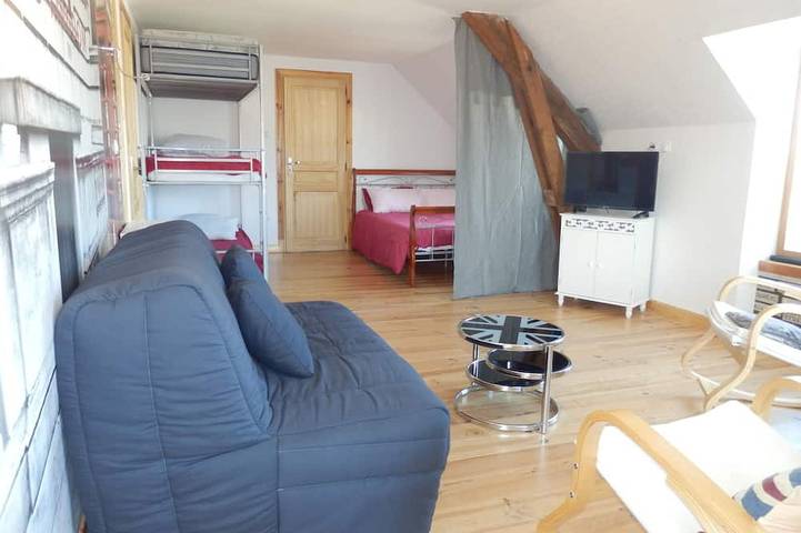 Gîte pour 4 personnes à Marcenat - 2