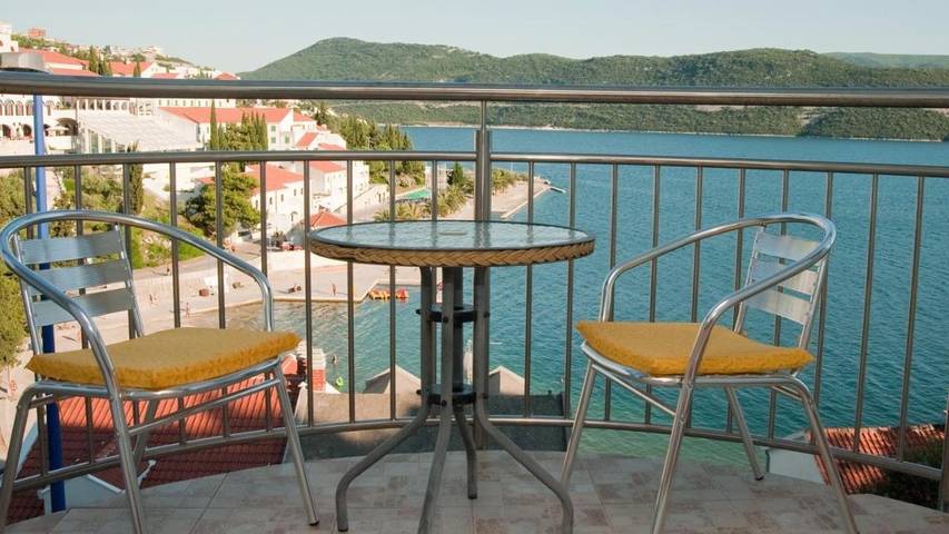 Hôtel pour 3 personnes, avec terrasse