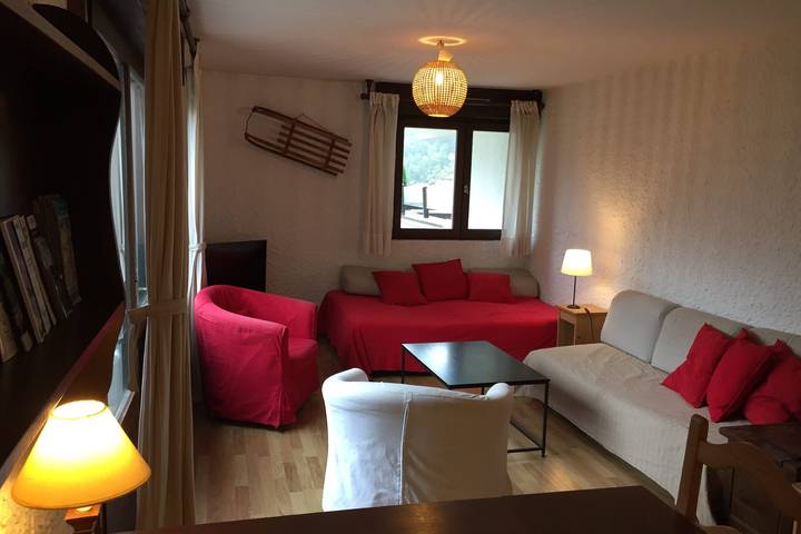 Gîte pour 4 personnes, avec Terrasse et Jardin dans Office De Tourisme De La Clusaz