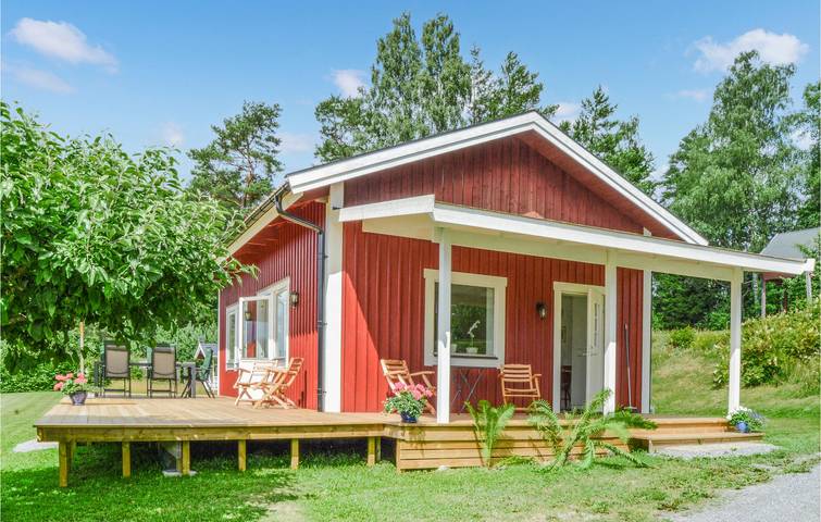 Ferienhaus für 4 Personen, mit Terrasse und Garten in Flen - 3