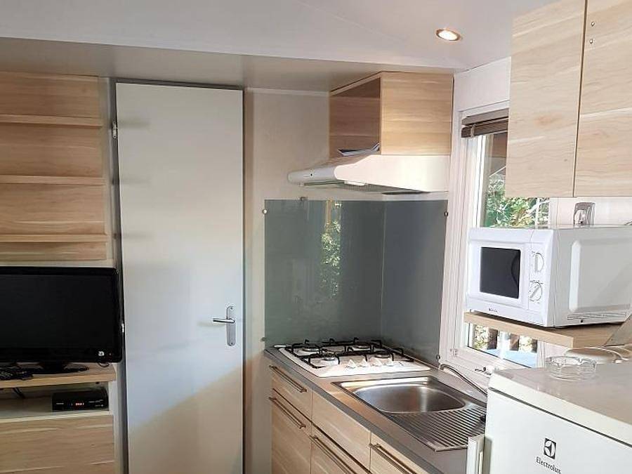 Camping Le Parc - Mobilhome 6 personas - La Familia 3 habitaciones 29m² (4 adultos max - no se admiten animales - no fumadores) in Lattes, Côte d'Améthyste