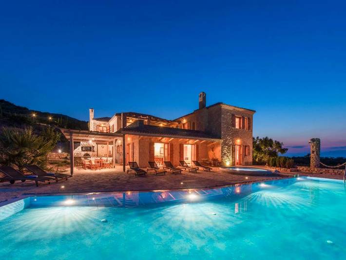 Villa für 13 Personen, mit Meerblick und Balkon sowie Terrasse und Garten auf Zakynthos - 3