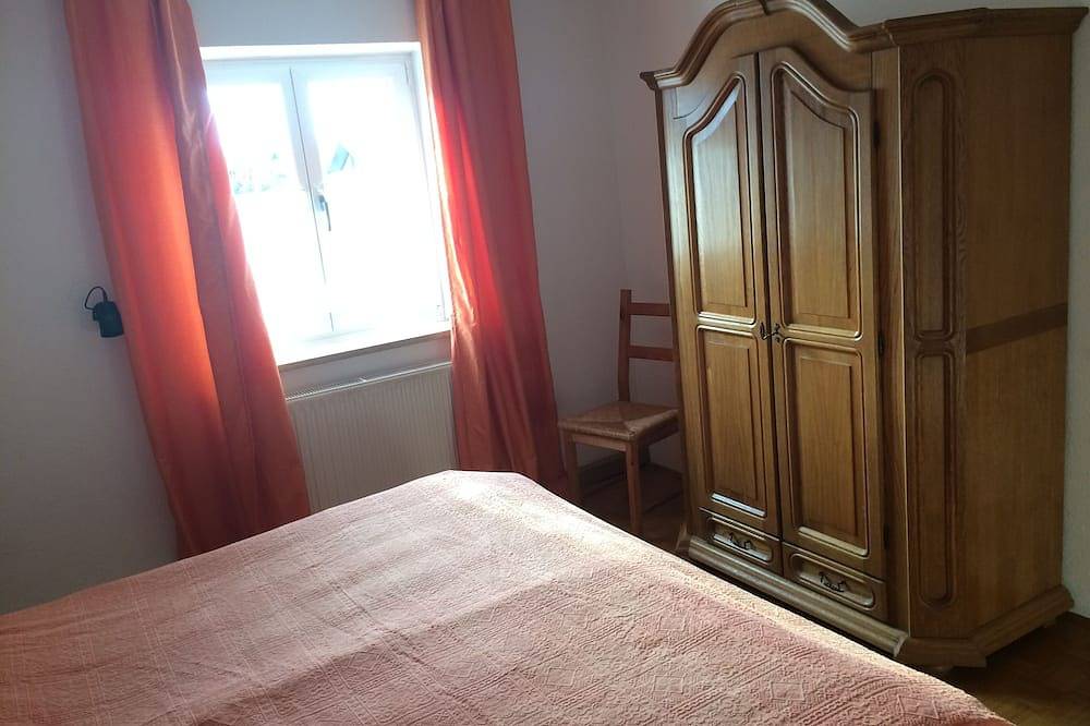 Ferienhaus für bis zu 5 Personen in Schöngeising. Ruhige Lage. S-Bahn München. in Schöngeising, Oberbayern