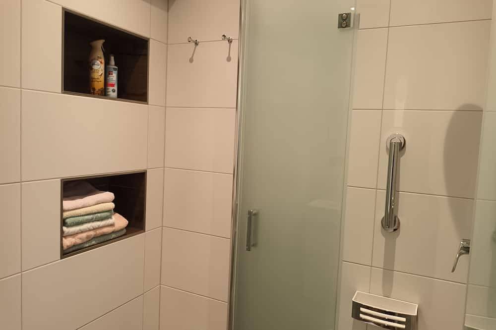 Ganze Wohnung, Ferienwohnung  Romantic, Stadtwohnung mit nur 1 Stufe barrierefrei in Bad Kissingen, Rhön-Bayern