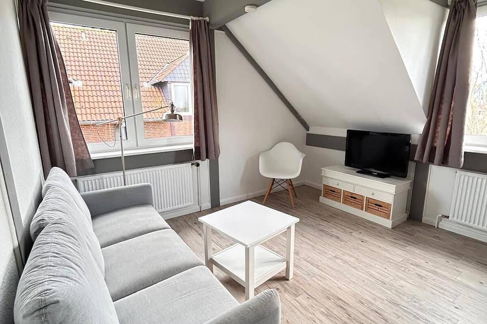 Ganze Wohnung, Gemütliche Dachgeschosswohnung 'Alpenstrandläufer' mit Charme in Pellworm, Nordfriesische Inseln
