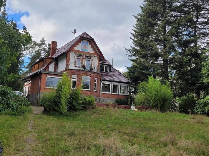 Ferienwohnung für 3 Personen, mit Terrasse und Garten sowie Ausblick