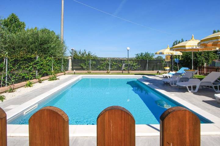 Ferienhaus für 7 Personen, mit Garten - 1