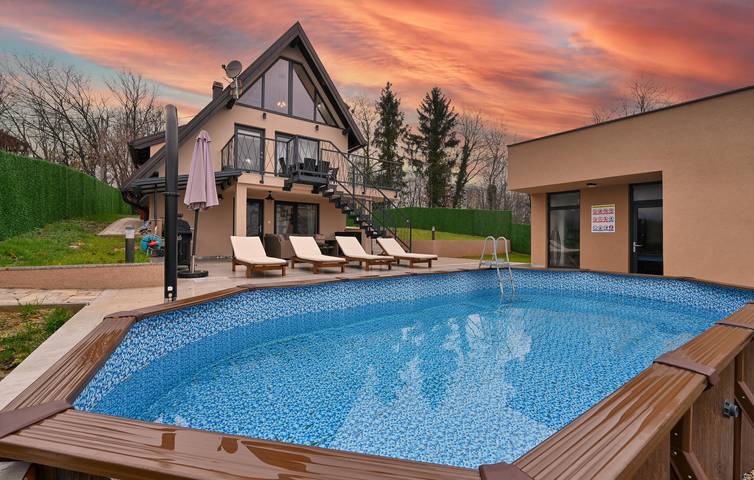 Geräumige 90 m² große Wohnung mit Pool, Terrasse und Grill in Kapela, Bjelovar-Bilogora