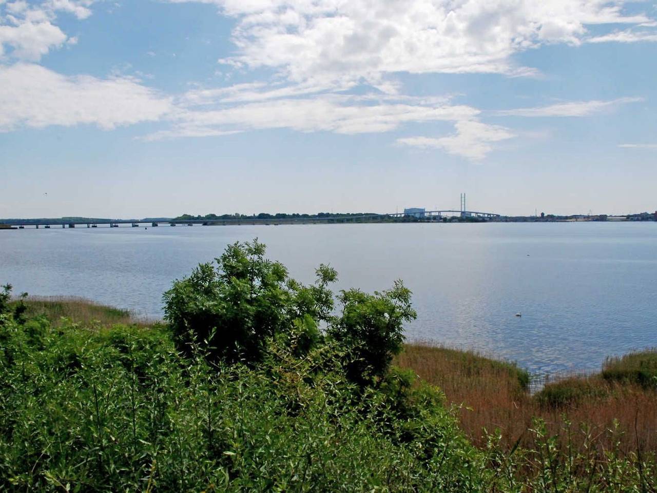 Ganze Ferienwohnung, Deb 015 Ferienwohnung mit Garten und Sundblick n. Stralsund in Altefähr, Stralsund Umland