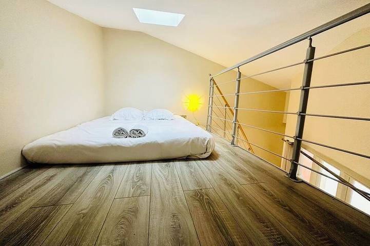 Maison indépendante stylée climatisée 2 chambres et 1 mezzanine 110m2 in Bordeaux, Bordeaux region