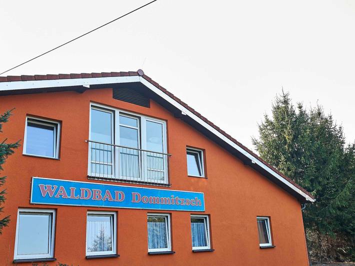 Hostel für 2 Personen, mit Terrasse und Seeblick in Nordsachsen