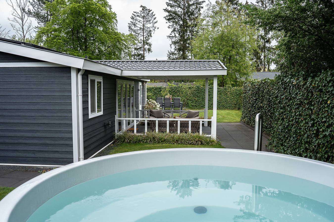 Vakantiepark De Thijmse Berg — Heuvelrug Cottage met hottub | 6 personen in Rhenen, Provincie Utrecht