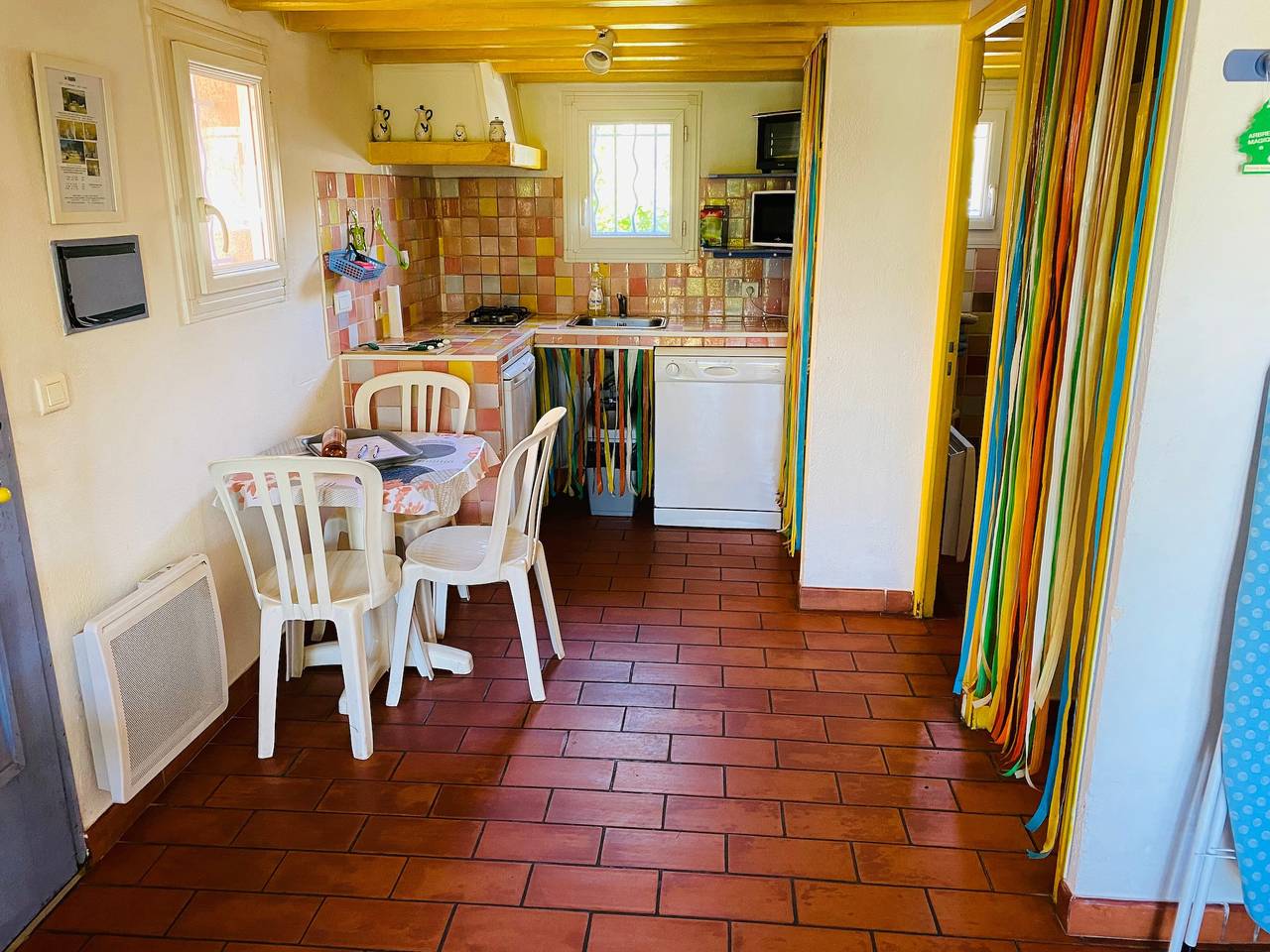 Maison "Location, Piscine, Animaux, Jardin" avec piscine partagée, terrasse privée et Wi-Fi in Lorgues, Région de Draguignan