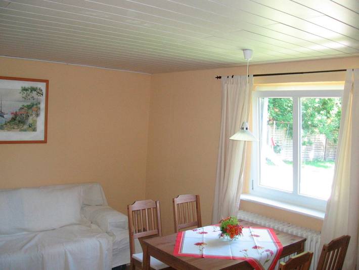 Ferienwohnung für 2 Personen, mit Terrasse und Garten in Wenkendorf - 3