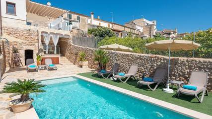 Villa in Búger, Majorca Center für 6 