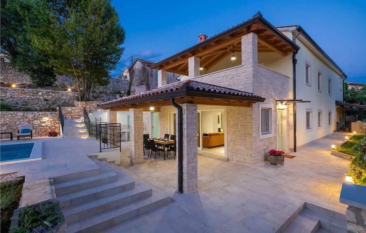 Ferienhaus für 10 Personen, mit Garten und Terrasse, kinderfreundlich