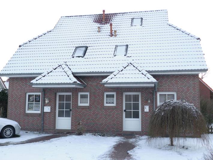 Ferienhaus für 4 Personen, mit Terrasse und Garten in Norden