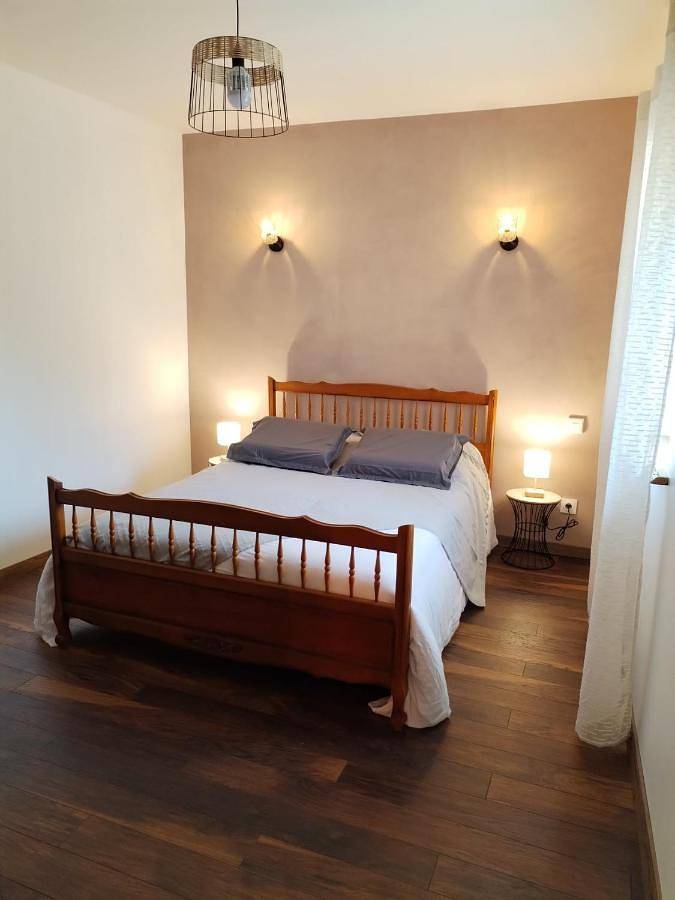 Gîte pour 2 personnes, avec Balcon ainsi que Terrasse et Jardin à Lagarde-Paréol - 3
