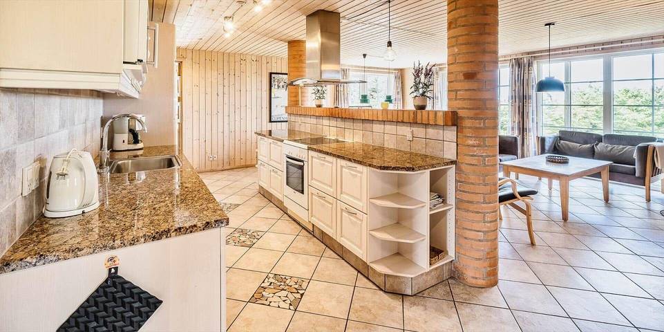 Ferienhaus mit Meerblick für 8 Personen, mit Whirlpool und Sauna sowie Balkon in Vejers Strand - 4