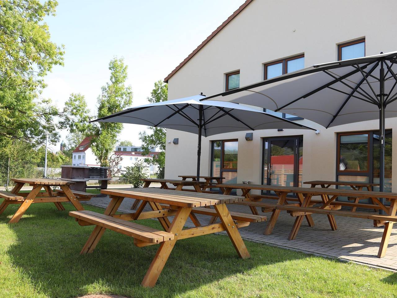 Haus des Jugendrotkreuzes -Stadthaus- - Mehrbettzimmer, Etagendusche/Etagen-Wc in Einbeck, Weserbergland