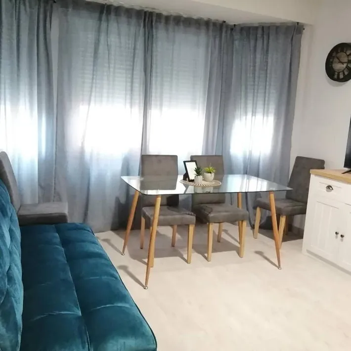 Apartamento de vacaciones para 5 personas, con balcón y vistas - 1
