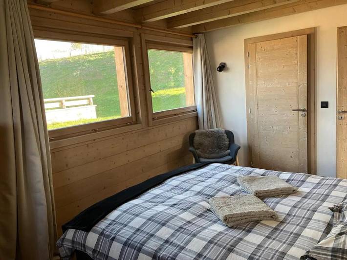 Camping pour 4 personnes, avec jardin et vue, animaux acceptés