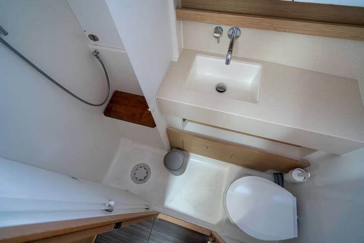 Bateau pour 8 personnes dans Port Pin Rolland - 2