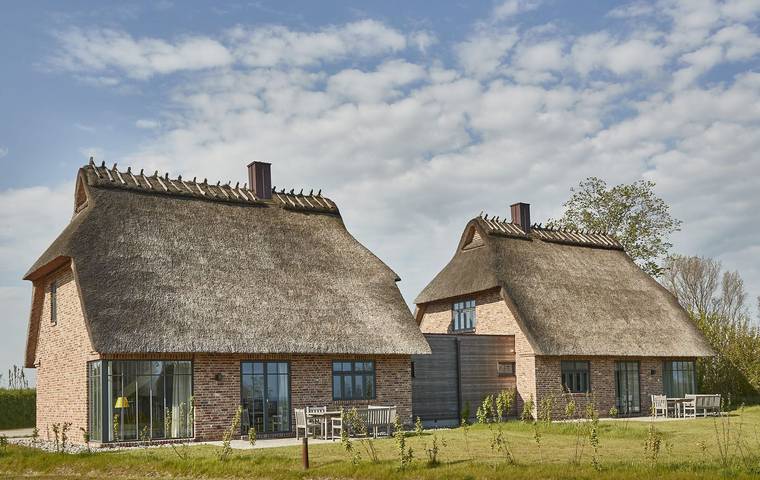 Ferienhaus für 5 Personen, mit Ausblick und Seeblick sowie Sauna und Garten in Nieby