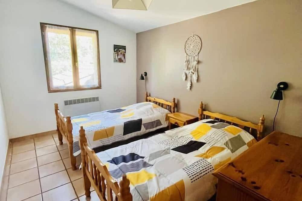 Le Gîte Tra Lei Laouve in La Verdière, Brignoles Region