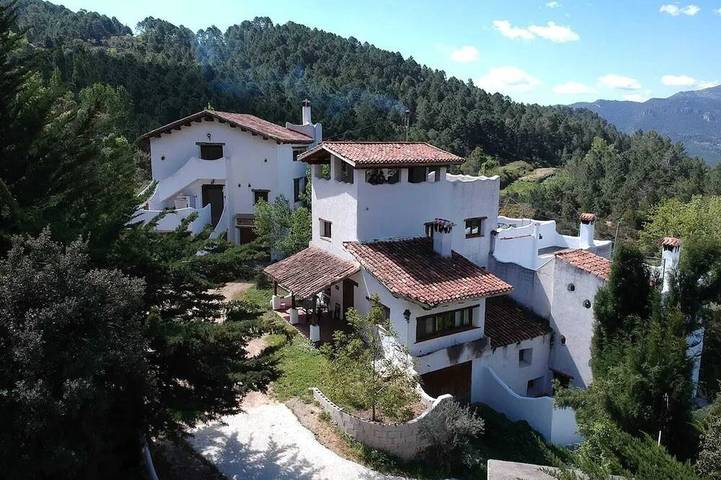 Appartement de vacances pour 10 personnes, avec piscine et jardin, animaux acceptés - 1