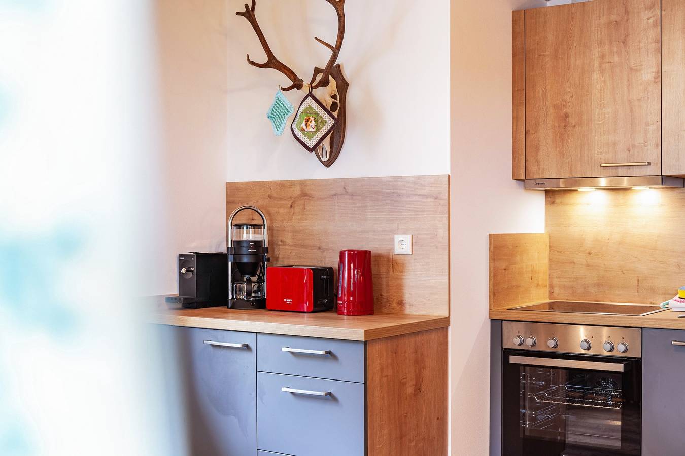 Ganze Wohnung, Renovierte Ferienwohnung "Hexi" mit Bergblick, privater Terrasse & Wlan in Bad Kohlgrub, Bayerische Alpen