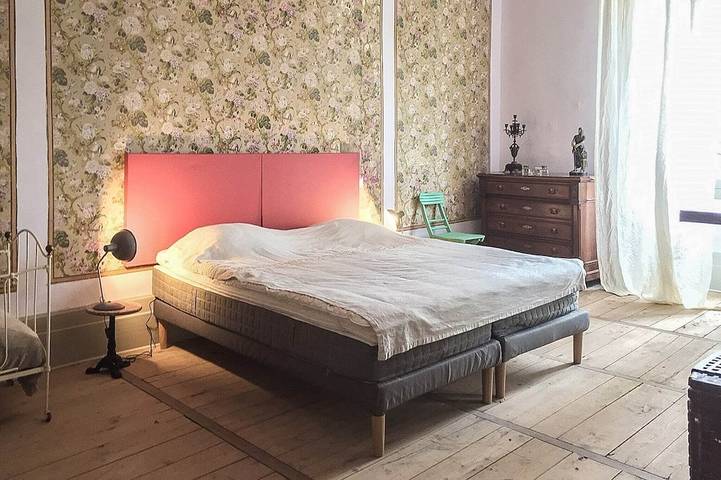 Location de vacances pour 11 personnes, avec jardin et terrasse dans Cénevières - 2