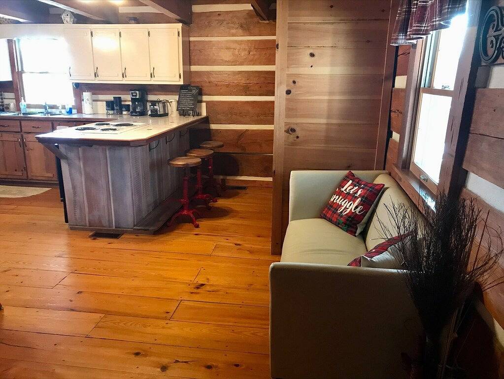 Black Bear Lodge 🪵cabin•Fire Pit🔥•Large Decks•Secluded•3 bed 2 bath in Chattahoochee National Forest