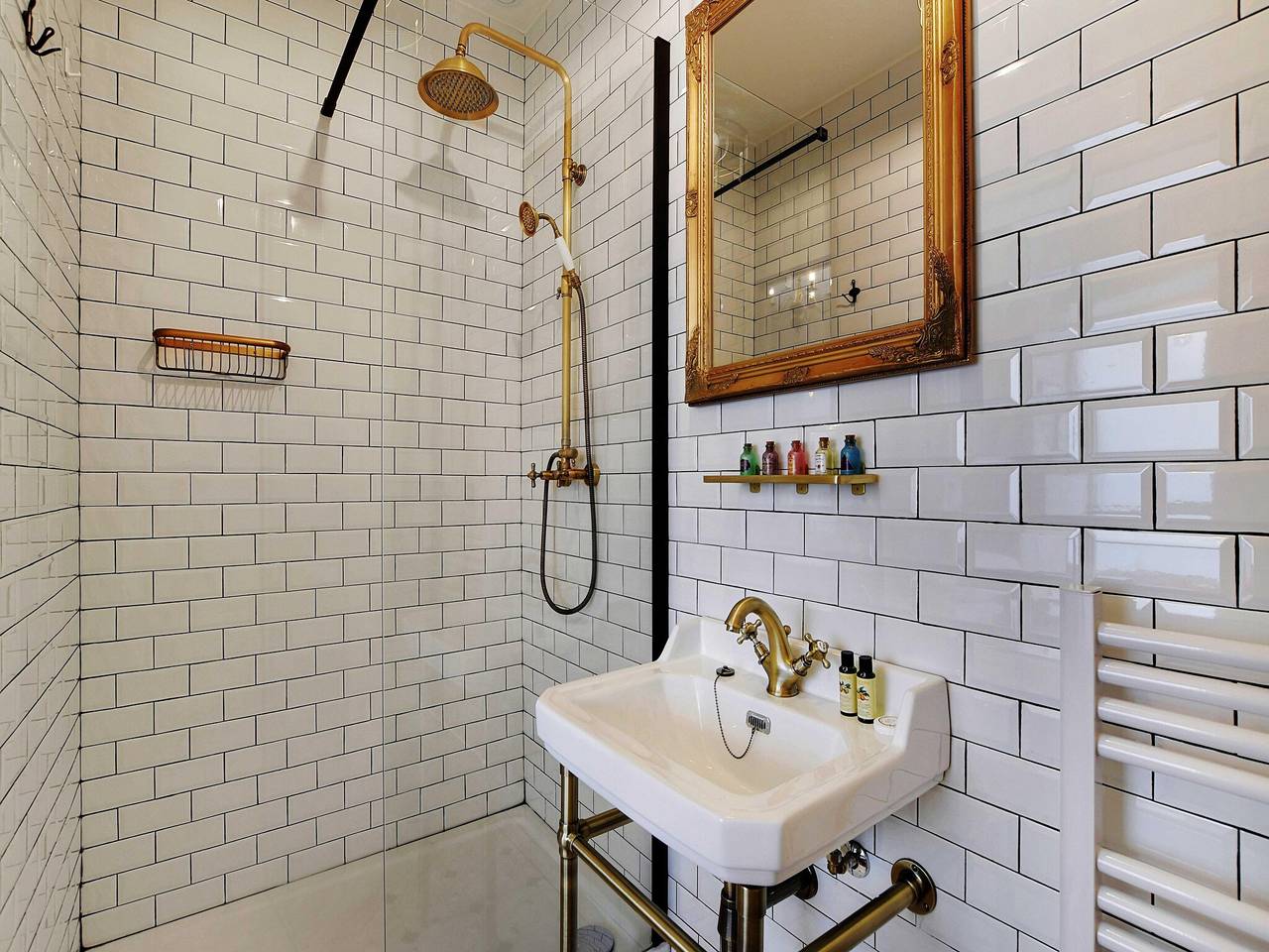 Ganze Wohnung, Das Studio des Zauberers! in Paris, Ile de France