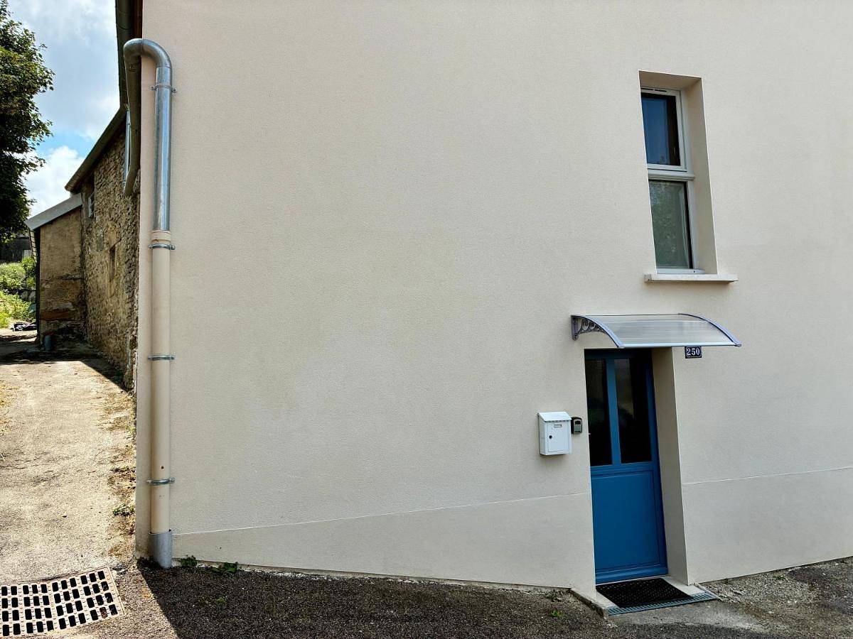 Appartement entier, Tiny room in Langres, Haute-Marne