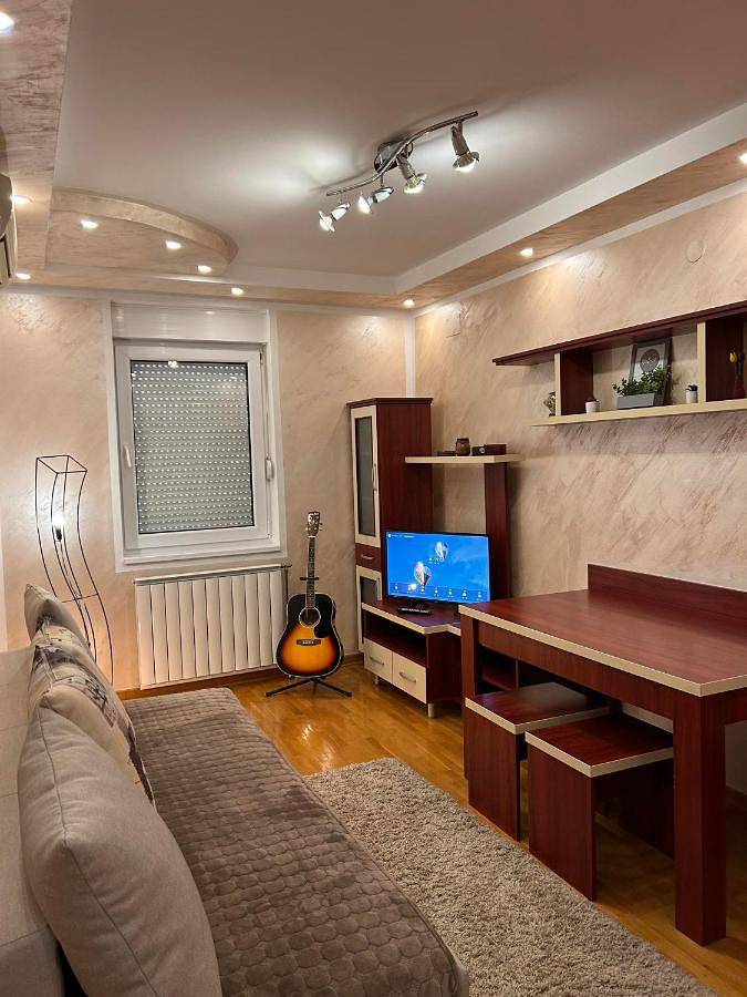 Appartement entier, One-Bedroom Apartment in Шабац, Mačva (district)