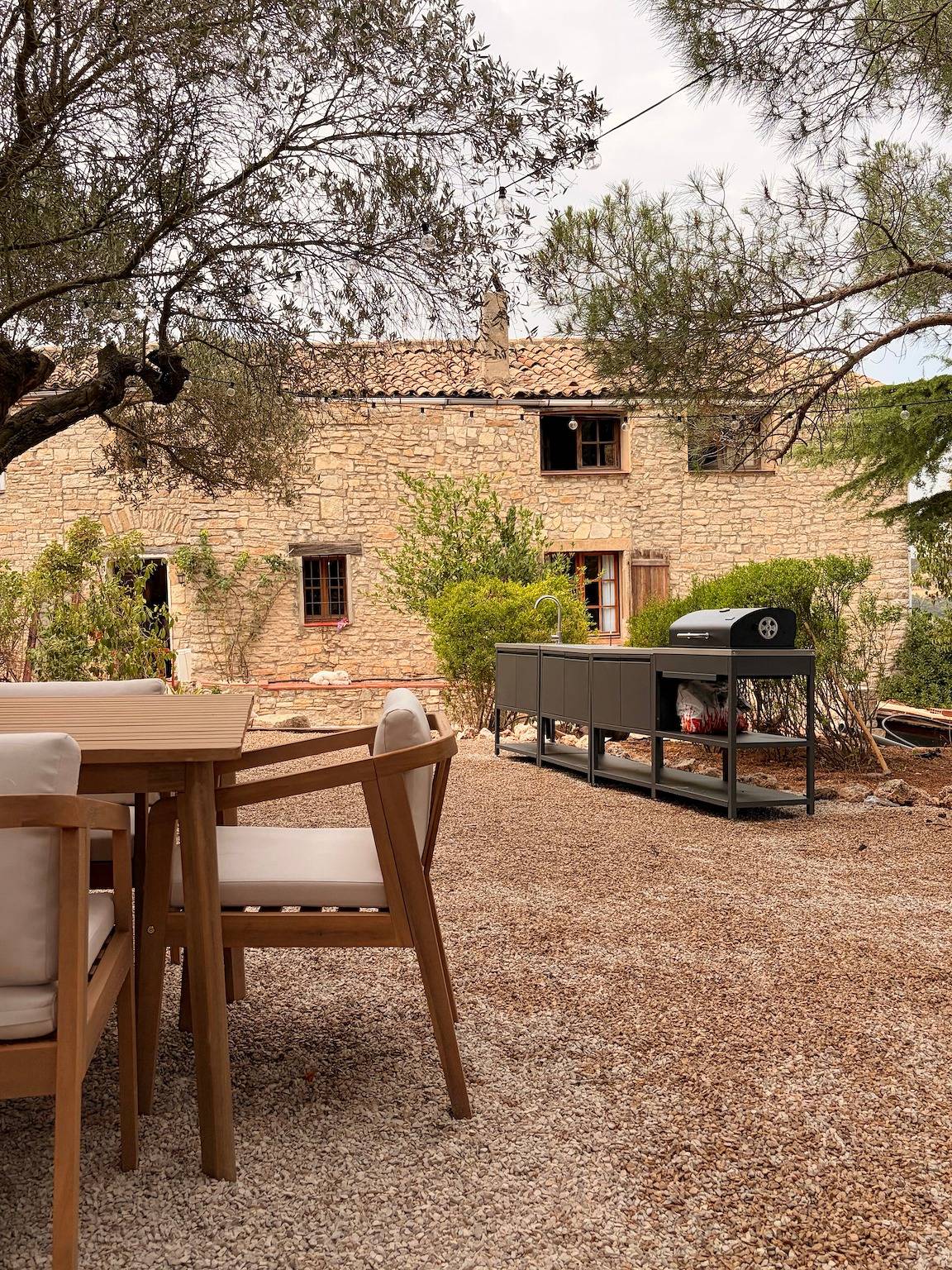 Casa rural 'El Masot de Durban' con vistas a la montaña, terraza privada y Wi-Fi in Veciana, Interior de Barcelona