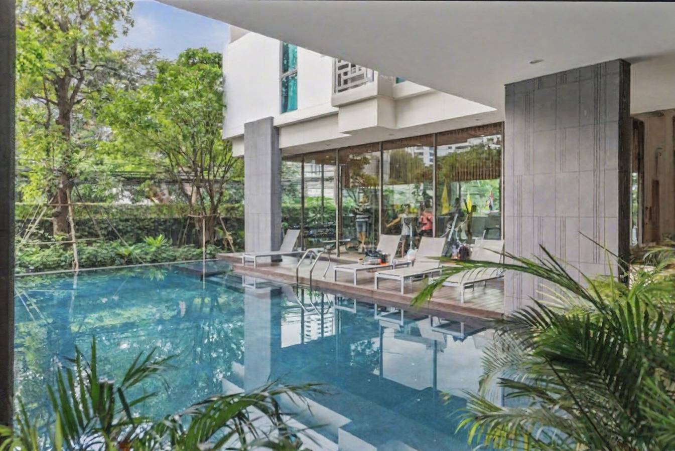 Ganze Wohnung, S39 - 1 Schlafzimmer Downtown Apt mit Balkon und Pool in Watthana District, Bangkok