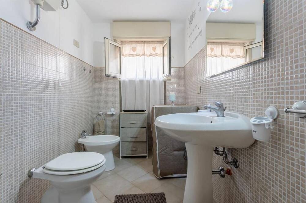 Entire apartment, Casa in Villa a Mondello a 700 Metri dal Mare in Palermo, Palermo Province