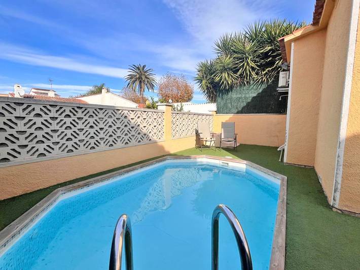 Finca für 5 Personen, mit Terrasse in Empuriabrava - 2