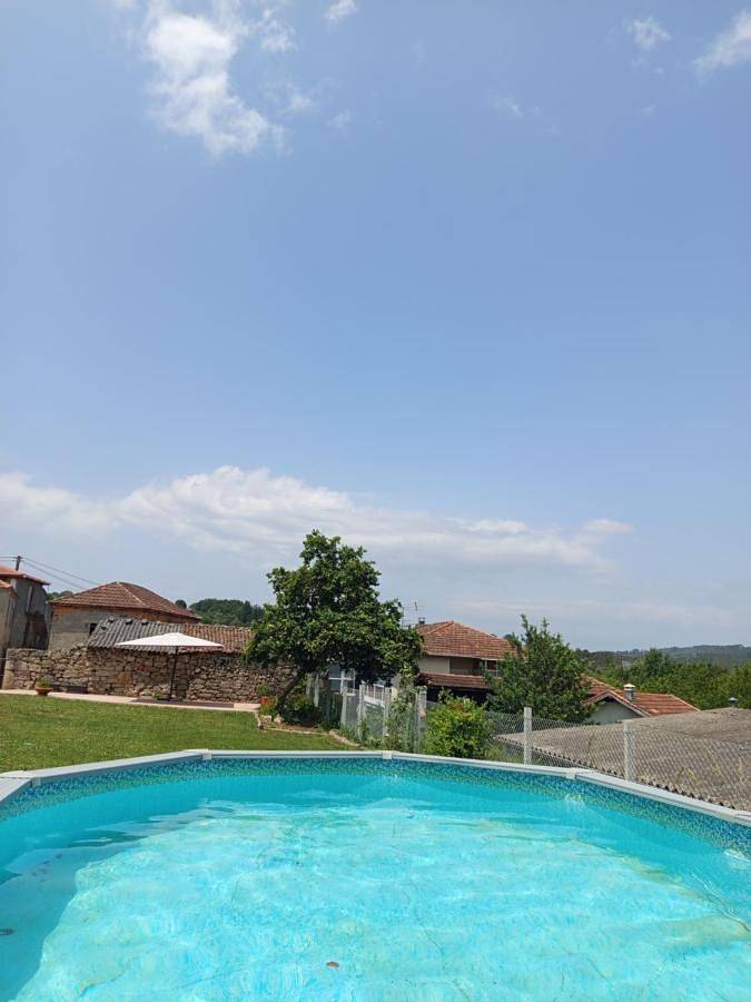 Apartamento de vacaciones para 4 personas, con Balcón además de Terraza y Piscina en Provincia de Orense - 2