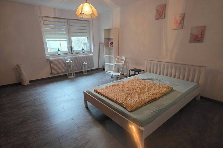 Ganze Wohnung, Gemütliche Ferienwohnung im Steigerwald in Knetzgau, Fränkisches Weinland